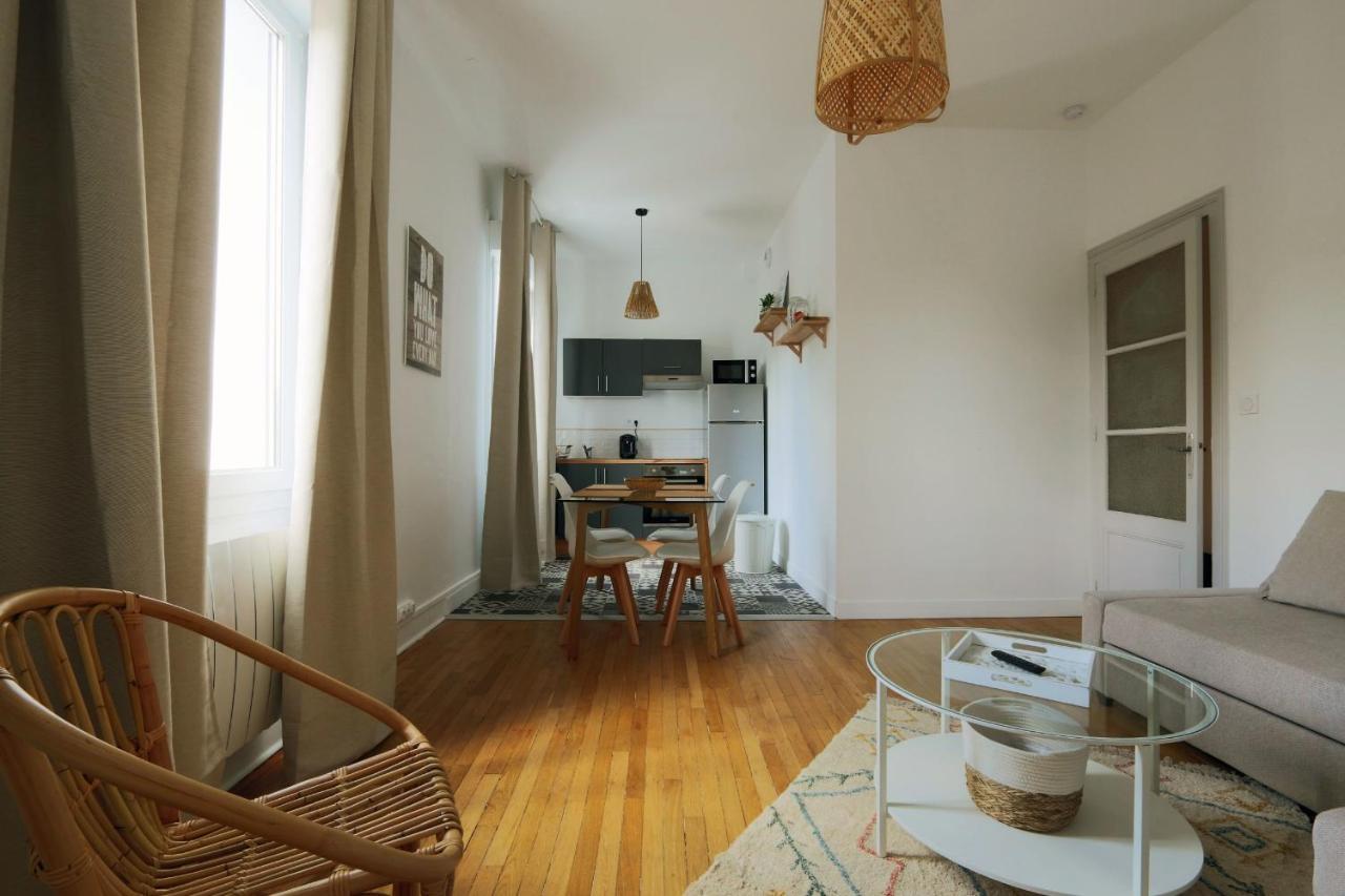 The Timeless - Balzacien Apartment ตูร์ ภายนอก รูปภาพ