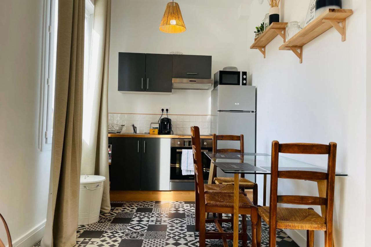 The Timeless - Balzacien Apartment ตูร์ ภายนอก รูปภาพ